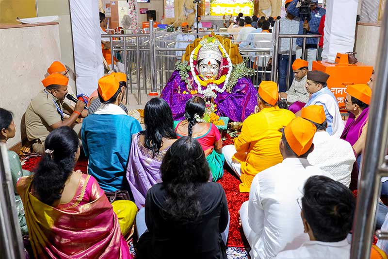 शस्त्रपुजन